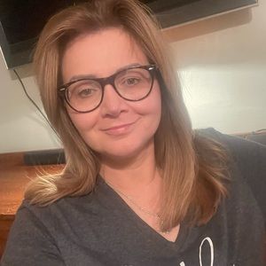 Meet your Posher, Deidra